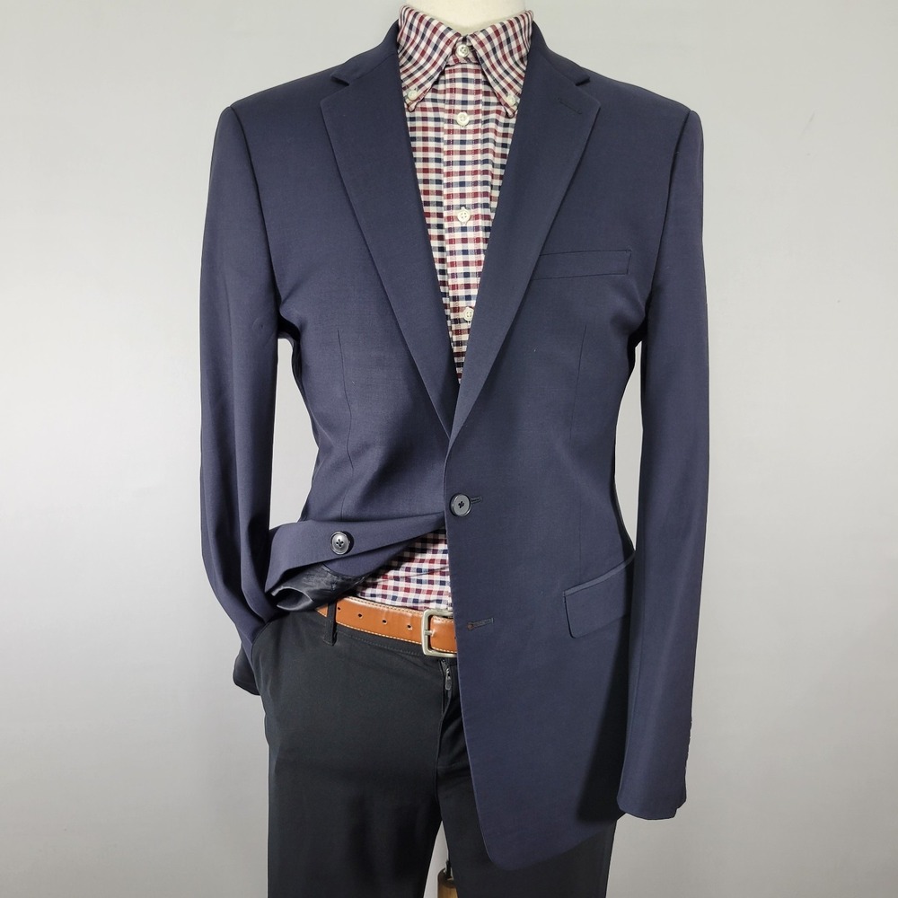 Calvin Klein Men's Sport Coat Blazer Two Button Deep Navy Wool Spandex Size 42L